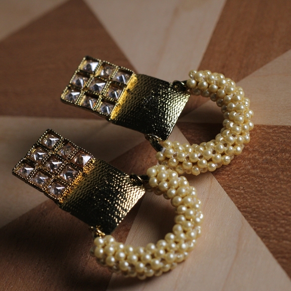 Earrings - Picture 2 of 3